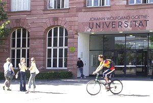 Universität